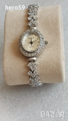 Дамски сребърен часовник тип гривна с множество камъни циркони, снимка 1