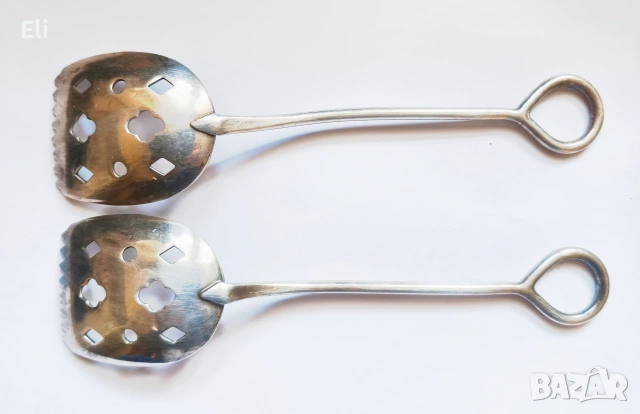 Антикварни лъжици за сервиране 