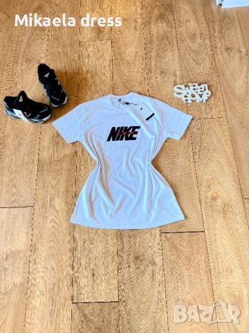 Продавам супер свежа тениска Nike в оверсайз модел с 3/4 ръкав. Цветът е бял.