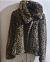 Много топло зимно тигрово палто ,с голяма яка. Размер S , снимка 2