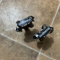 Автоматични педали Shimano PD-M520 Pedals, снимка 2 - Части за велосипеди - 45570257