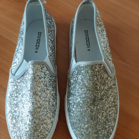 Чисто    нови   обувки, снимка 2 - Дамски ежедневни обувки - 44972342