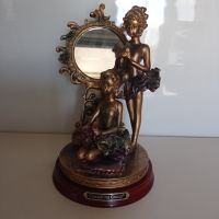 Статуетка балерини с огледало, снимка 2 - Статуетки - 45112730