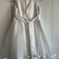 Бяла рокля за 9-10г., снимка 4 - Детски рокли и поли - 45149640