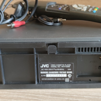 JVC видео VHS , снимка 3 - Плейъри, домашно кино, прожектори - 43708735