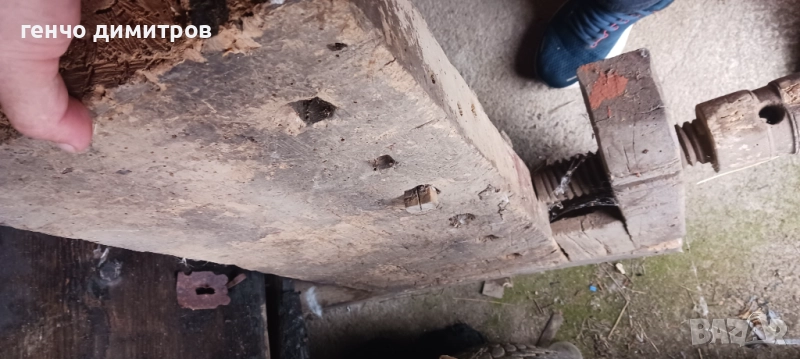  малък дърводелски  тезгях, снимка 1