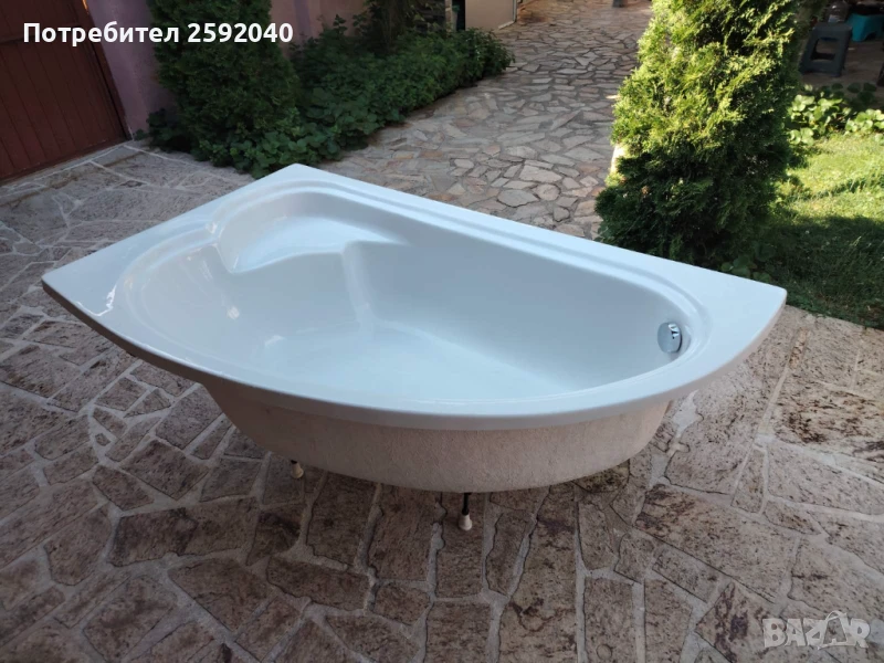 Ъглова вана от фибростъкло, снимка 1