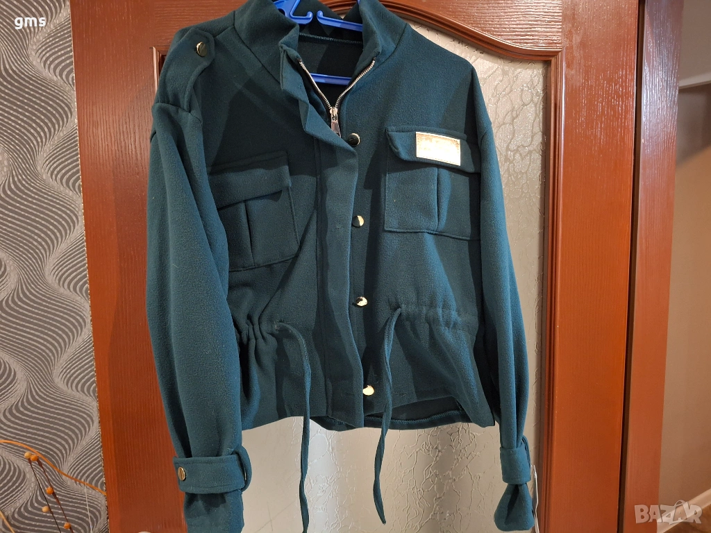 Ново яке универсален размер , снимка 1