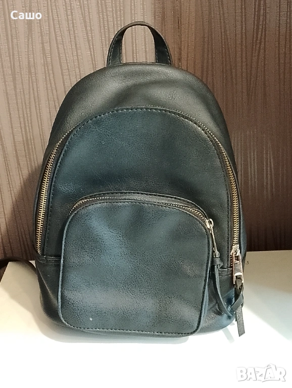 Дамска чанта- Раница, снимка 1