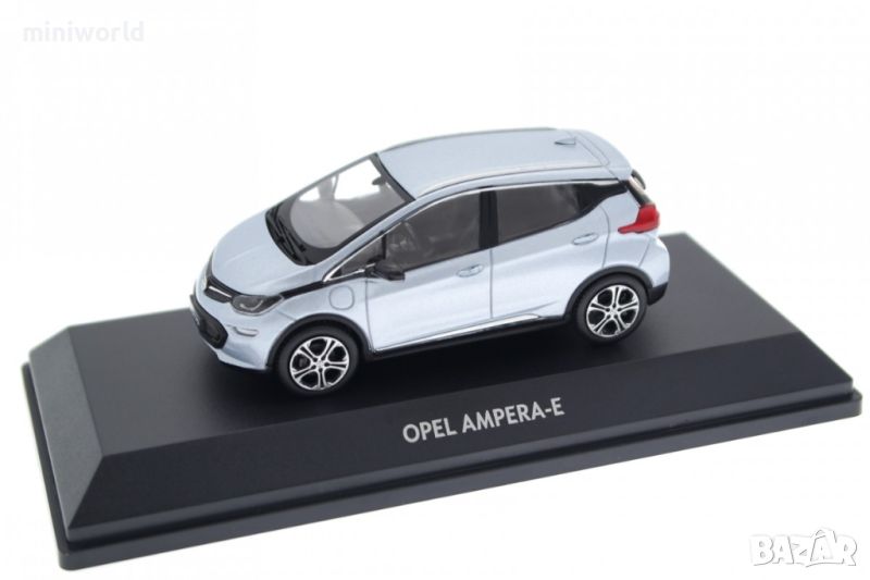 Opel Ampera-E 2018 - мащаб 1:43 на i-Scale моделът е нов в PVC дисплей-кейс, снимка 1