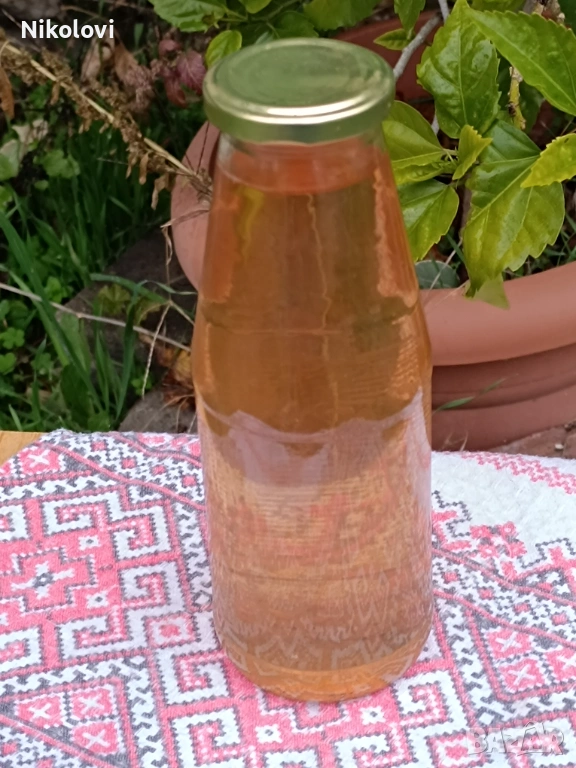 Домашен сироп от дюли с джинджифил и лимон с разреждане, снимка 1