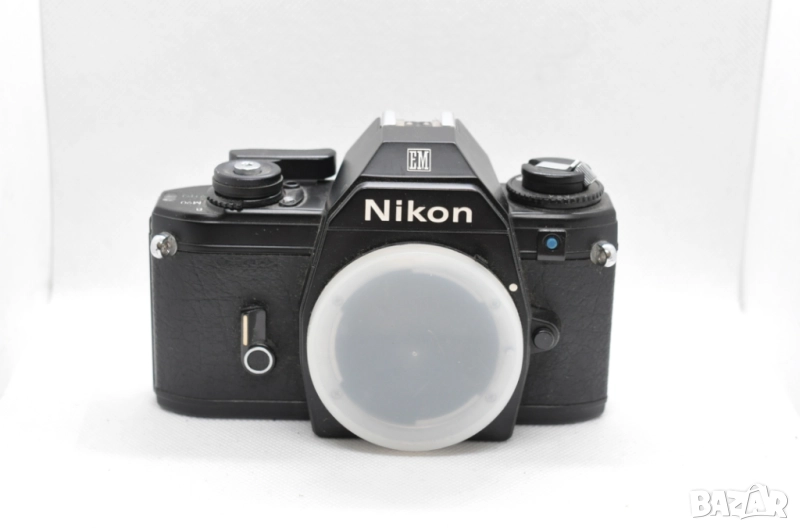 Фотоапарат Nikon EM, снимка 1