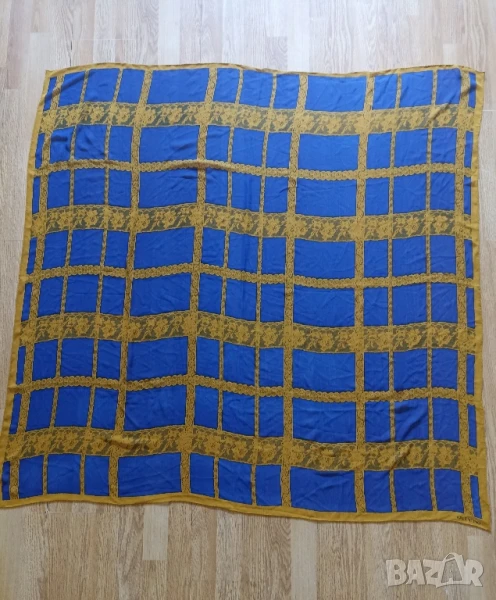 Дамски шал Valentino, снимка 1