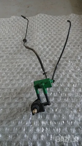 Горна помпа  съединител LUK за форд фокус 1,8 115к.с.ТДЦИ до 2004год. , снимка 1