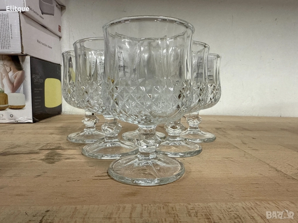 Комплект от 6 бр. чаши за вино със столчета за елегантно сервиране, снимка 1