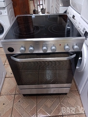 Иноксова свободно стояща печка с керамичен плот VOSS Electrolux с две години гаранция!