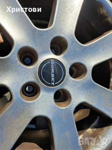Продавам алуминиеви джанти с гуми за VW Golf 4 , 5 ,6 BORBET 