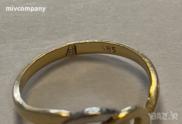 Златен Пръстен 2.2гр. Размер 56, снимка 4 - Пръстени - 51379476