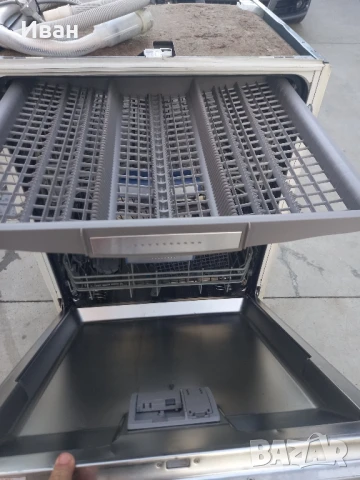 Съдомиялна за вграждане Бош , снимка 4 - Съдомиялни - 51389112