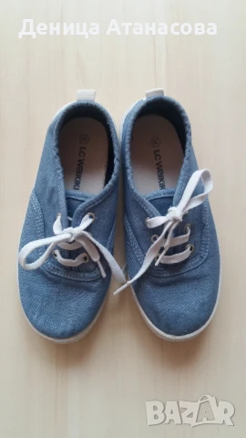 Сини гуменки LC Waikiki, сиви пантофи Viggami, тъмносини пантофи 30 номер и плюшени пантофи 34 номер