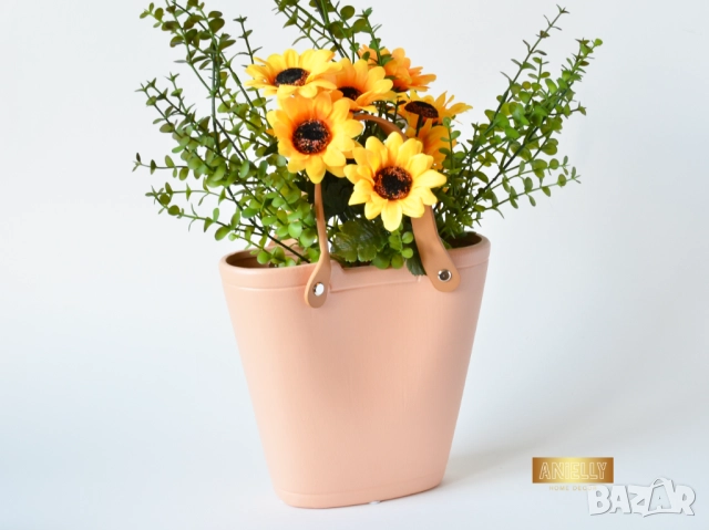 Керамична Декоративна Кашпа във Формата на Дамска Чанта / Саксия Цвят Праскова / Подарък за Нов Дом, снимка 10 - Вази - 52395340