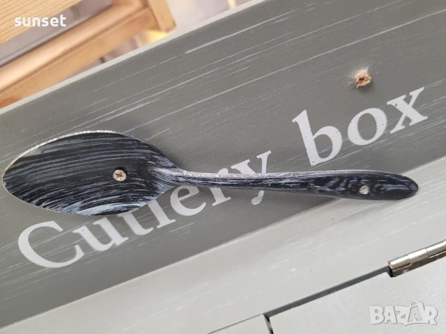 стелаж за подправки и кутия за прибори, снимка 5 - Аксесоари за кухня - 50642140