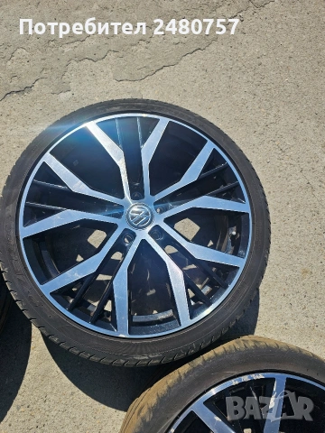 Алуминиеви оригинални джанти за VW с гуми Pireli 19цола, снимка 3 - Гуми и джанти - 54245609