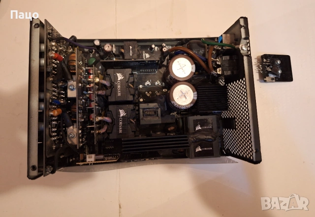 1200W /Corsair HX Series HX1200 - 1200W Platinum, снимка 6 - Захранвания и кутии - 52828258