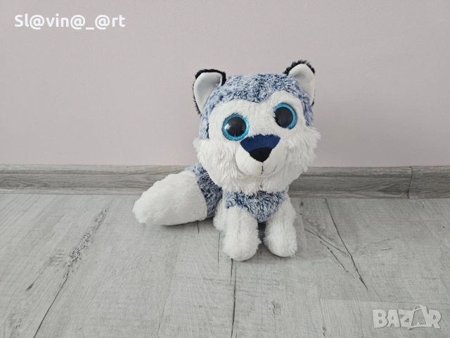 Красива Плюшена играчка 