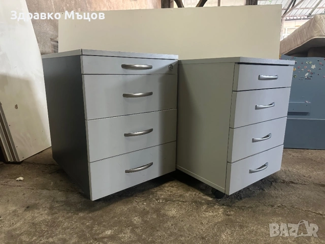 Офис оборудване-бюра 60бр., снимка 6 - Шкафове и рафтове - 53854142