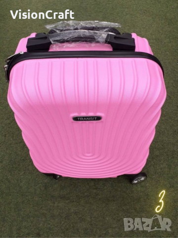 Стилен куфар с колелца за ръчен багаж с твърдо покритие 40/30/20см, снимка 3 - Куфари - 44995438