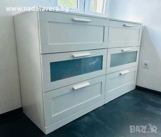 Скрин IKEA Brimnes с 3 Чекмеджета , снимка 1 - Скринове - 47072545