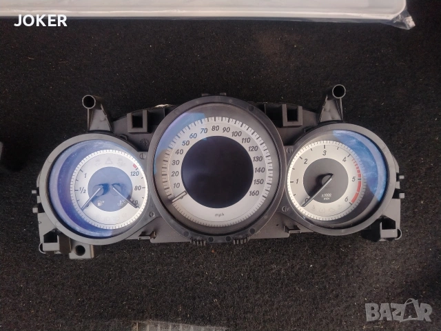 Mercedes C-Class W203 CDI табло автоматик VDO (mph)