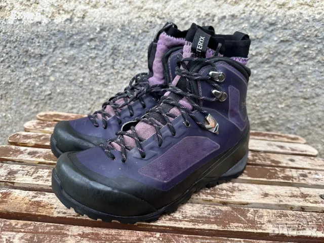 Дамски туристически обувки Arc’teryx Bora Mid GTX, Размер 38, снимка 4 - Дамски боти - 47128533