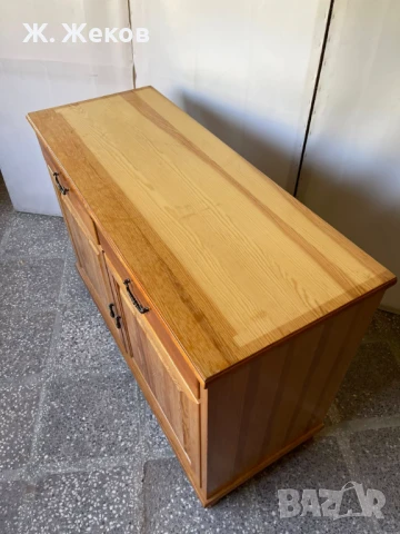 Шкаф, снимка 3 - Шкафове - 51379597