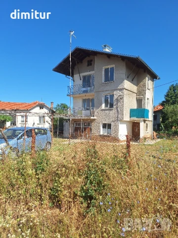 къща в Радомир село Беланица, снимка 1