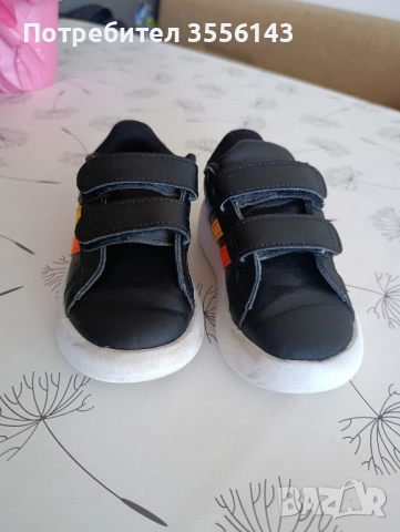 Детски маратонки Adidas , снимка 2 - Детски маратонки - 51808104