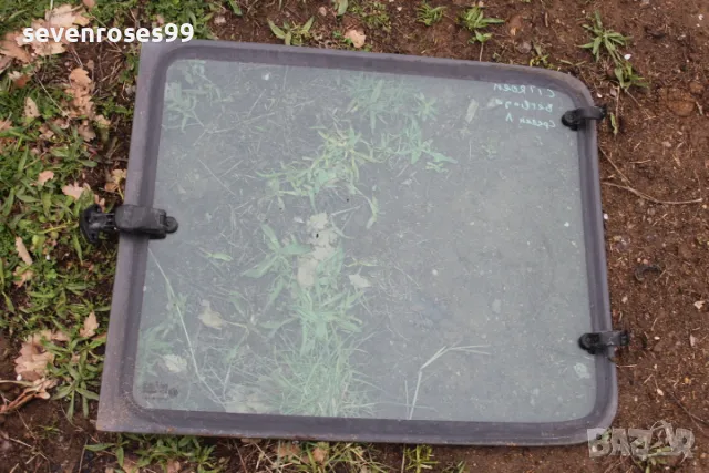 Фикс среден ляв Ситроен Берлинго 1 1998 1.9d Citroen Berlingo 1 2врати, снимка 2 - Части - 49666493