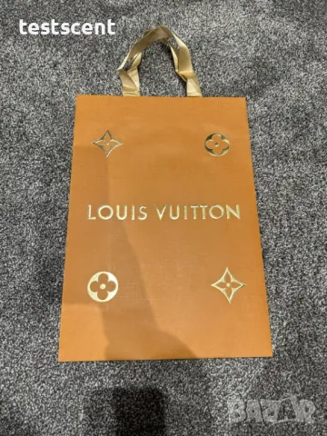 Подаръчна бутикова торба Louis Vuitton Holiday shopping bag торбичка автентична, снимка 2 - Подаръци за рожден ден - 25878549