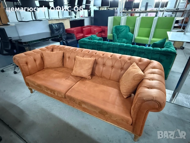 Класически диван Chesterfield кафяв набукова кожа внос от Германия