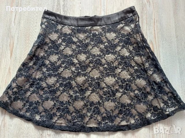 Дантелена пола M-L, снимка 1