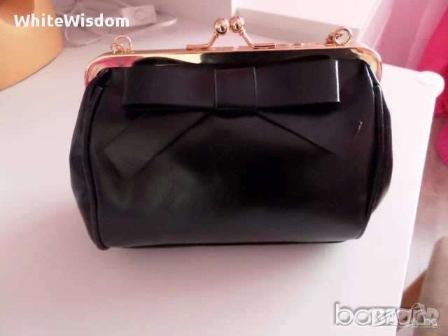  Черна чанта с панделка , снимка 6 - Чанти - 51276008