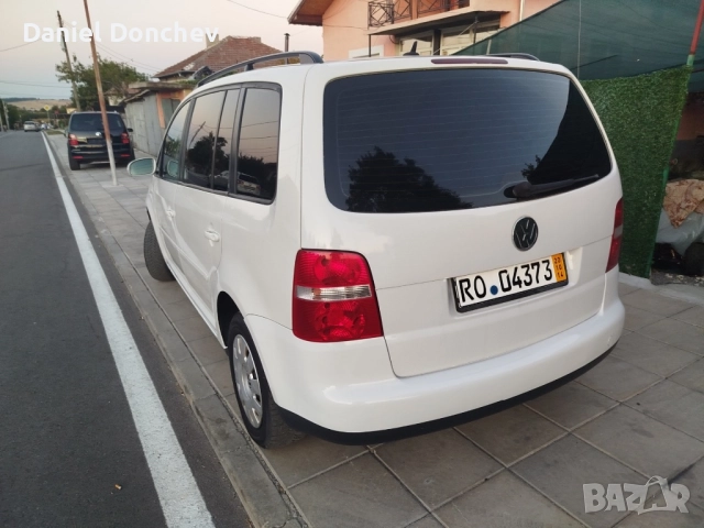 VW TOURAN 1.9 TDI 2006г, снимка 3 - Автомобили и джипове - 51489776