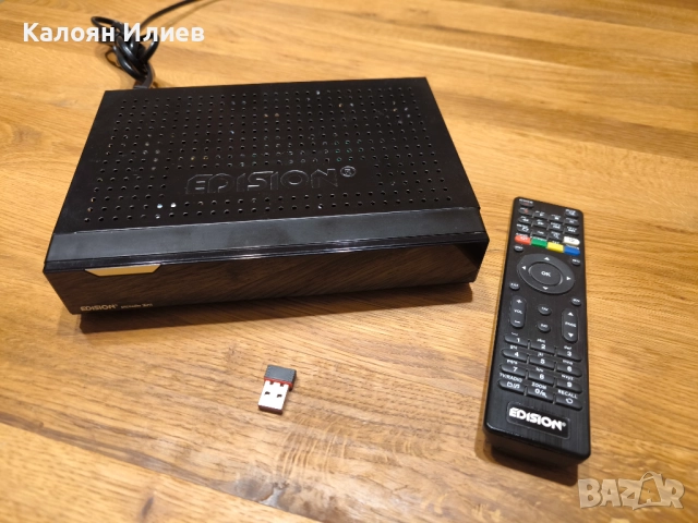 Комбиниран (сателитен, ефирен и кабелен) приемник Edision Piccollo 3in1