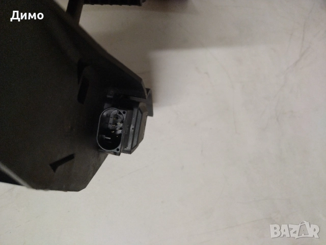 педал газ почиващ крак бмв е90 е91 bmw e90 e91 , снимка 7 - Части - 51478634