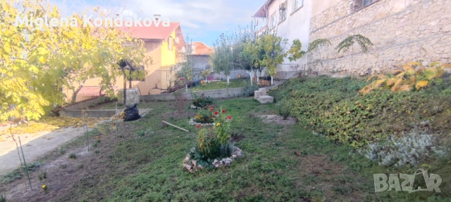 Собственик продава къща в Перущица, снимка 7 - Вили - 51215704