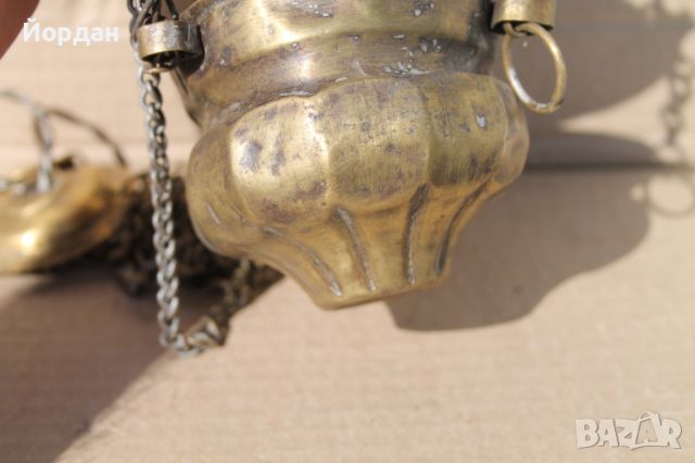 Старо бронзово кандило, снимка 10 - Антикварни и старинни предмети - 45422053