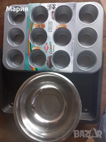 Форма за мъфини, тава и резци Hello Kitty за печива, купа, кошнички, снимка 6 - Форми - 50245715