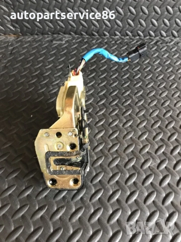 Механизъм за заключване на задна дясна врата за KIA Sorento (2003-2007) 050126