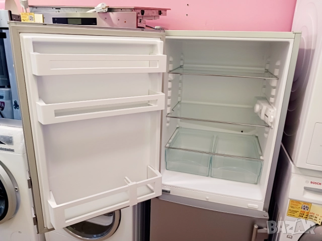 Хладилник с фризер  LIEBCHERR, снимка 3 - Хладилници - 52415350